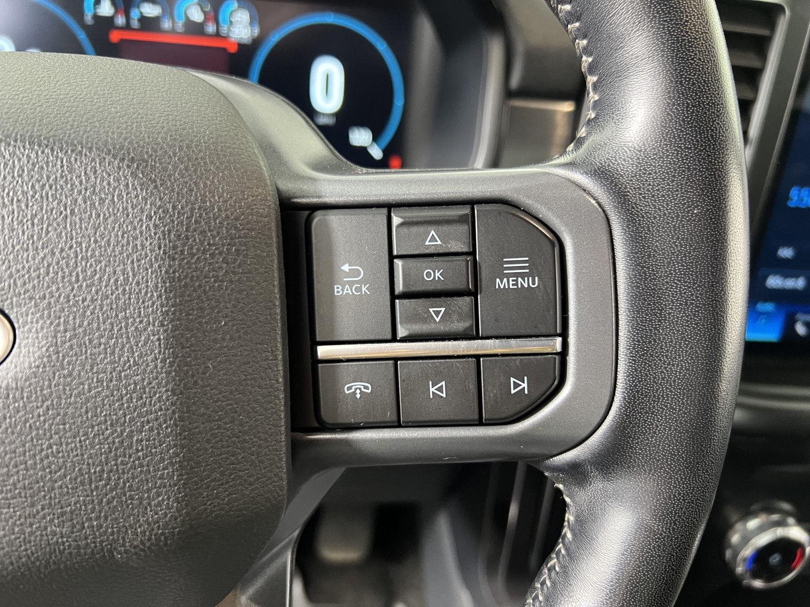 Used 2023 Agate Black Ford LARIAT image 15