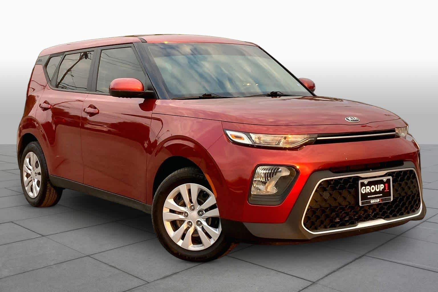Used 2021 Mars Orange Kia LX image 3