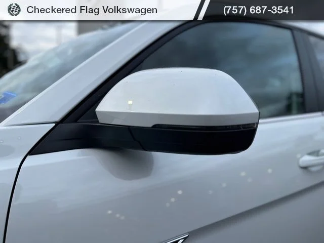 New 2026 White Volkswagen 2.0T SE w/Technology image 2