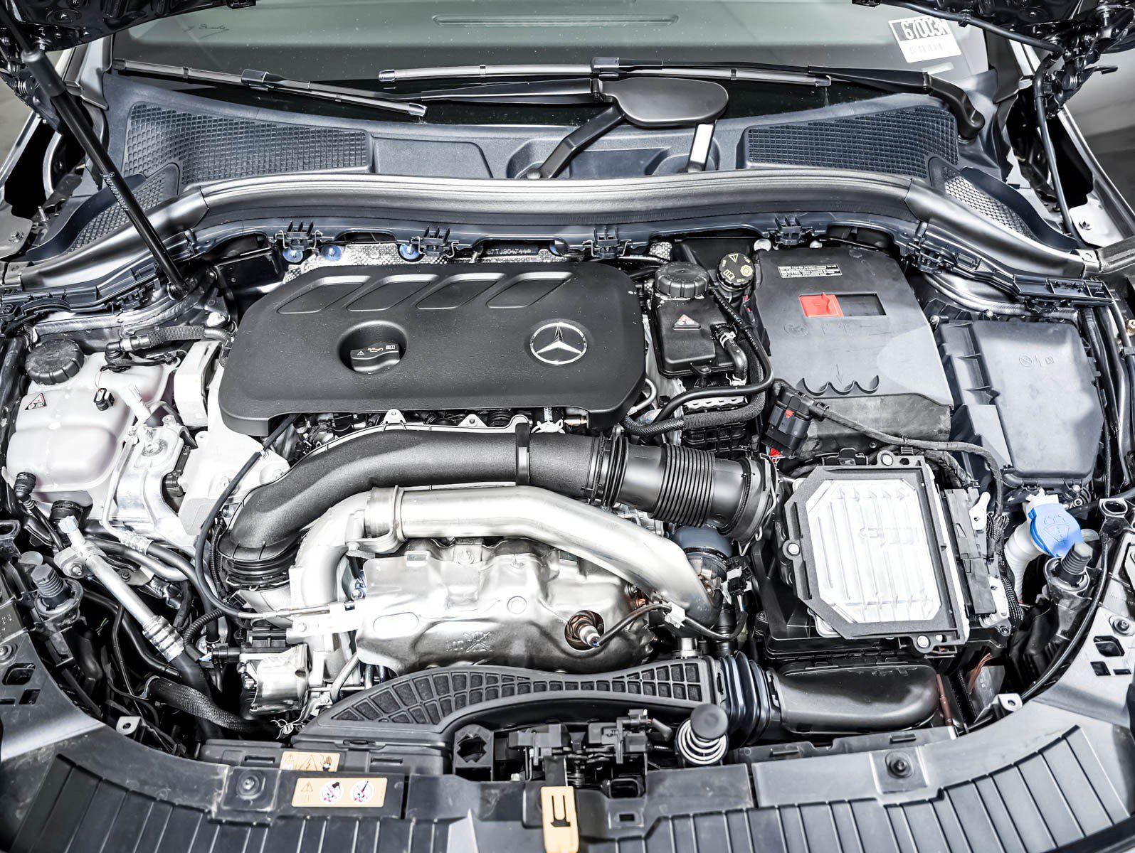 New 2026 Mountain Grey Metallic Mercedes-Benz GLA 250 image 4