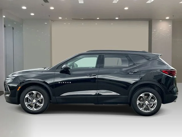 Used 2024 Black Chevrolet LT image 2
