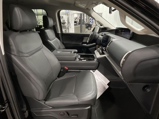 New 2026 Agate Black Metallic Ford Active image 30