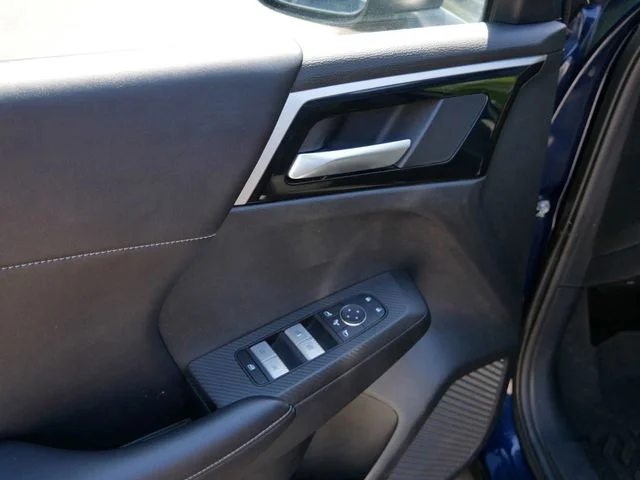 Used 2024 Blue Mitsubishi SE image 15