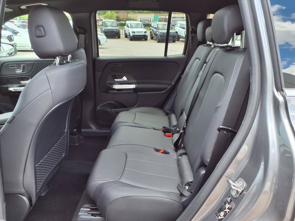 New 2026 Mountain Grey Met Mercedes-Benz GLB 250 image 12