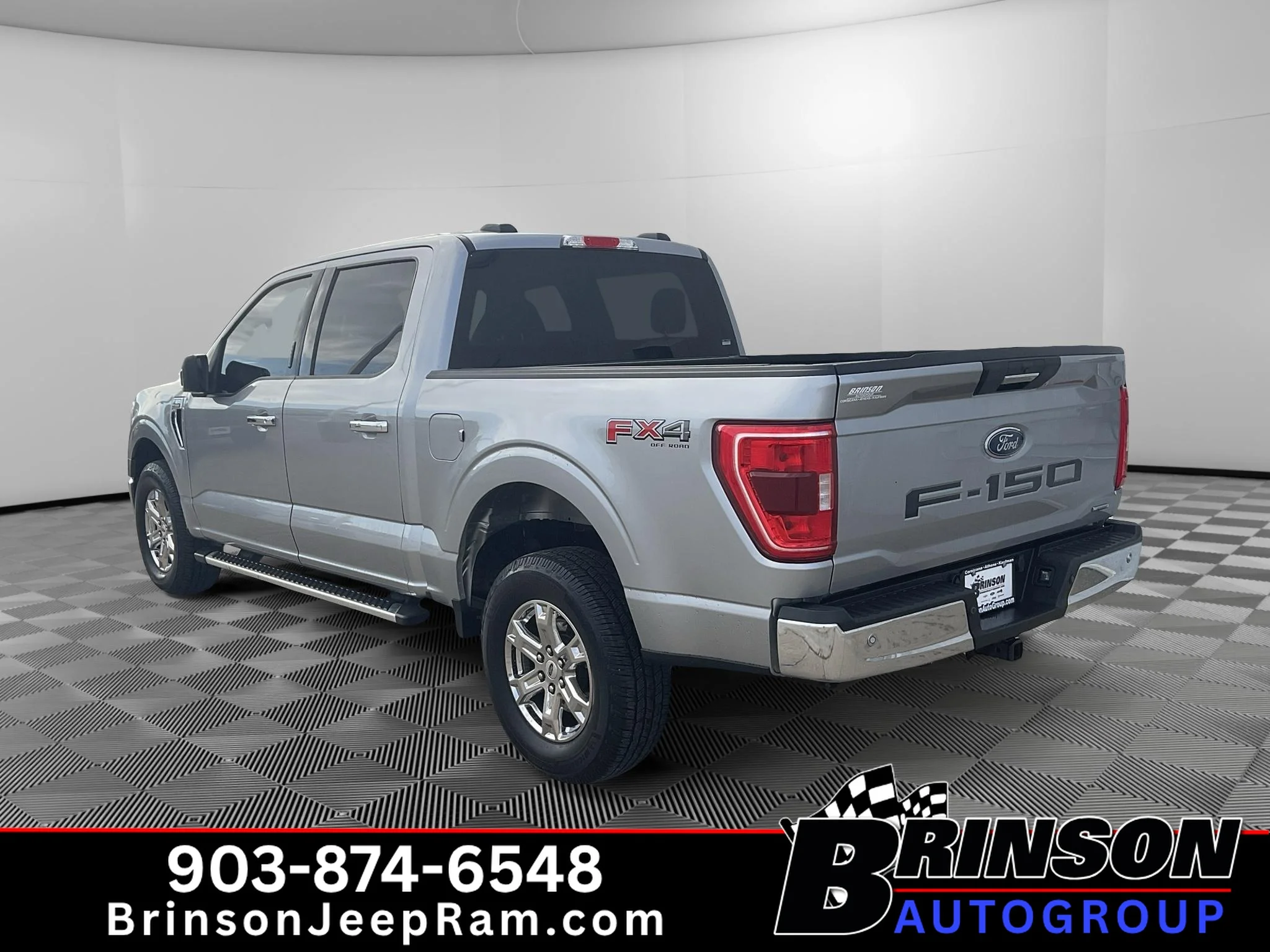 Used 2023 Iconic Silver Metallic Ford XLT image 5