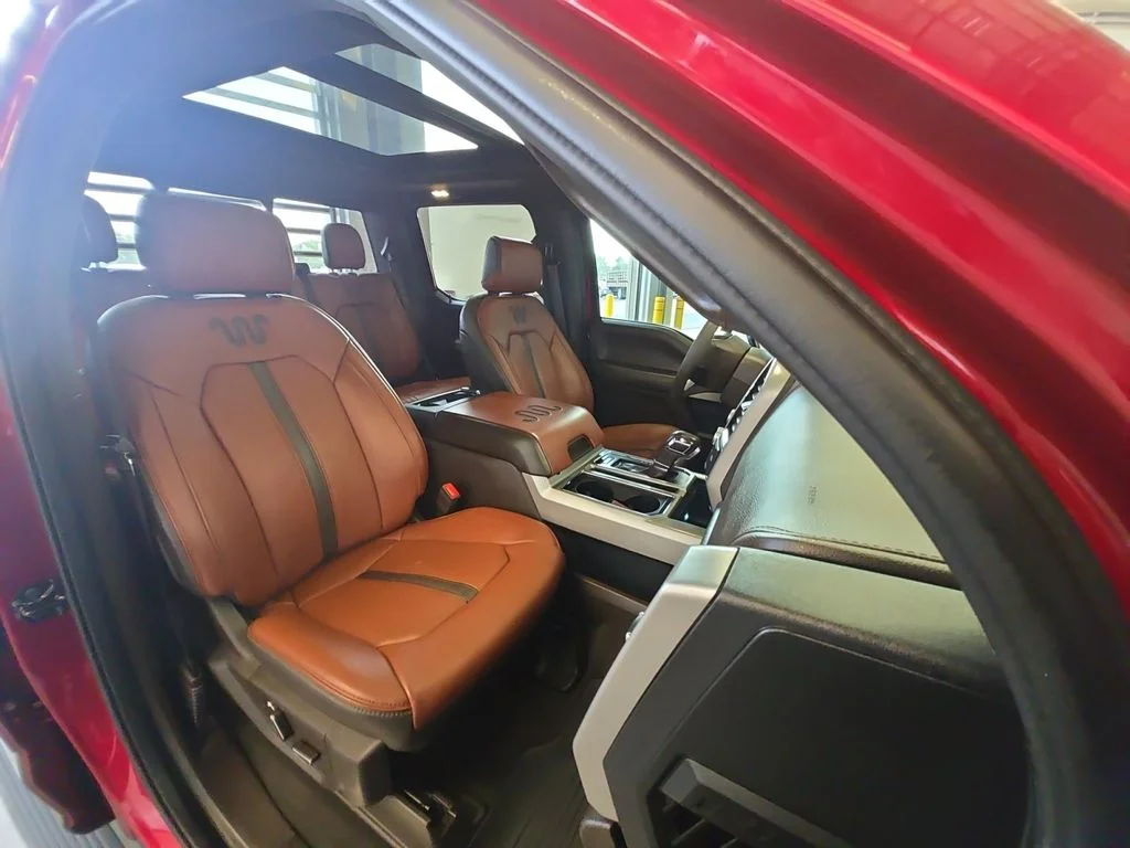 Used 2019 Red Ford King Ranch image 30