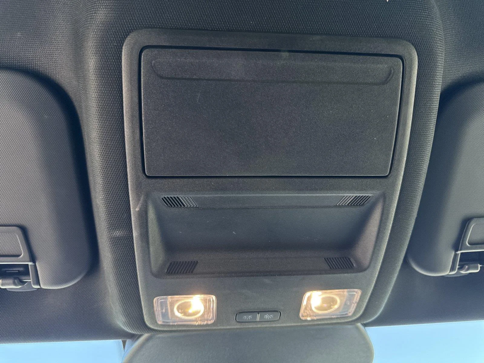 Used 2025 Agate Black Ford ST-Line image 24