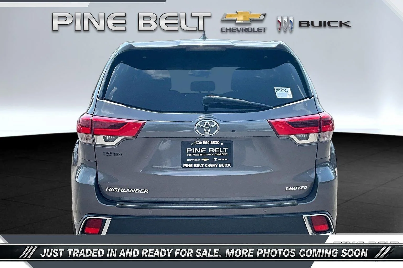 Used 2017 Predawn Gray Mica Toyota Limited image 4