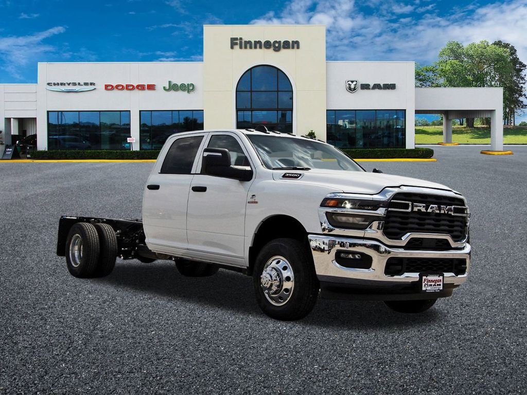 2026 RAM 3500 Tradesman 4X4 Crew Cab's photo