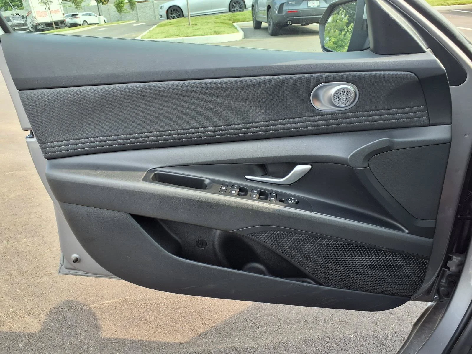 Used 2025 Fluid Metal Hyundai SEL Convenience image 19