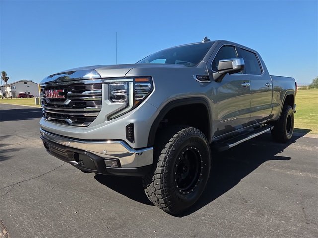 2024 Gmc Sierra 1500 SLT photo 3