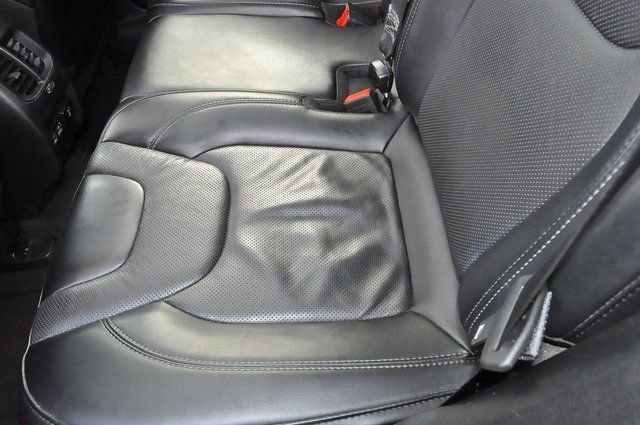 Used 2022 Gray Jeep Limited image 16