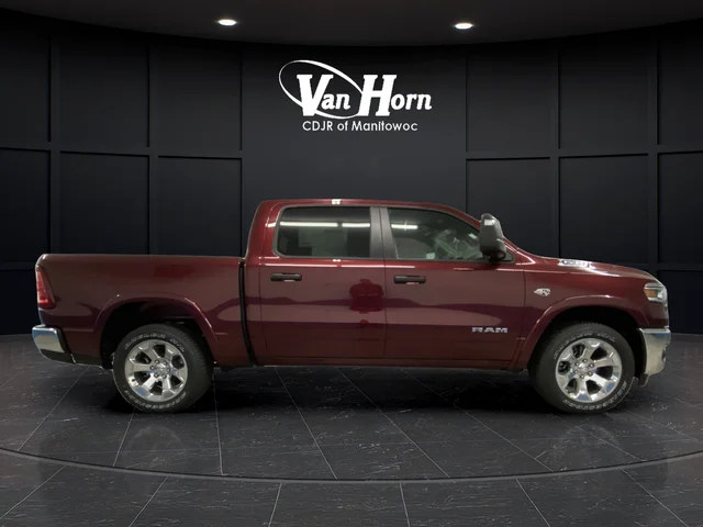 New 2026 Delmonico Red Pearl-Coat Exterior Paint RAM Big Horn/Lone Star image 2