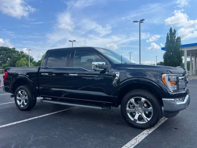 Used 2021 Antimatter Blue Metallic Ford Lariat image 4