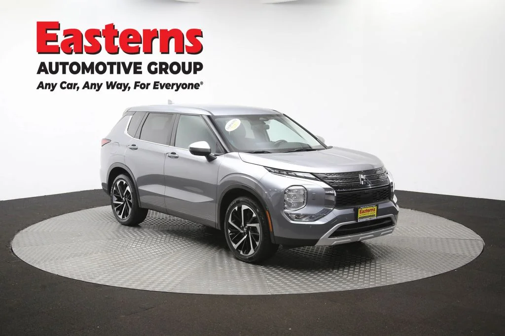 Used 2024 Gray Mitsubishi SE image 50