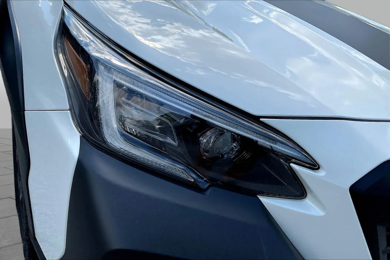 Used 2025 Crystal White Pearl Subaru Wilderness image 55