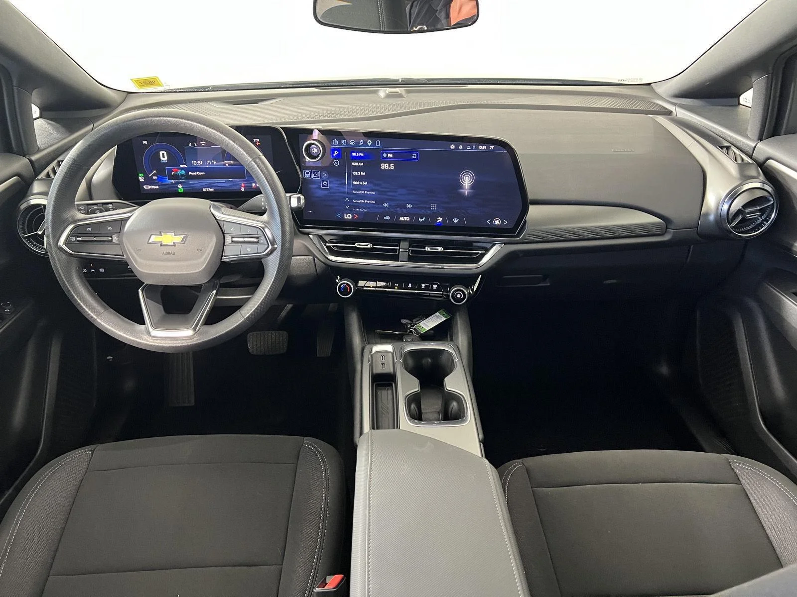 New 2026 Galaxy Gray Metallic Chevrolet LT image 18