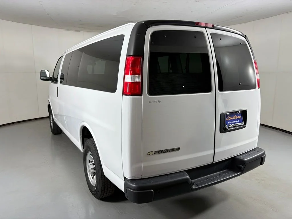 Used 2023 White Chevrolet LS image 7