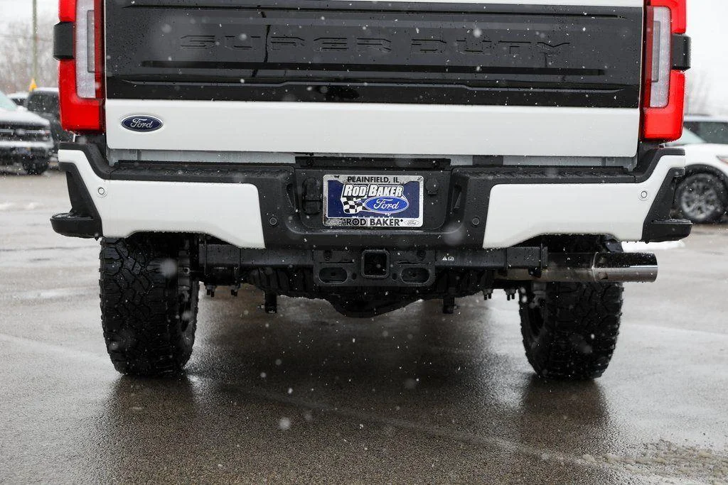 New 2026 Star White Metallic Tri-Coat Ford F-250® Platinum® image 14