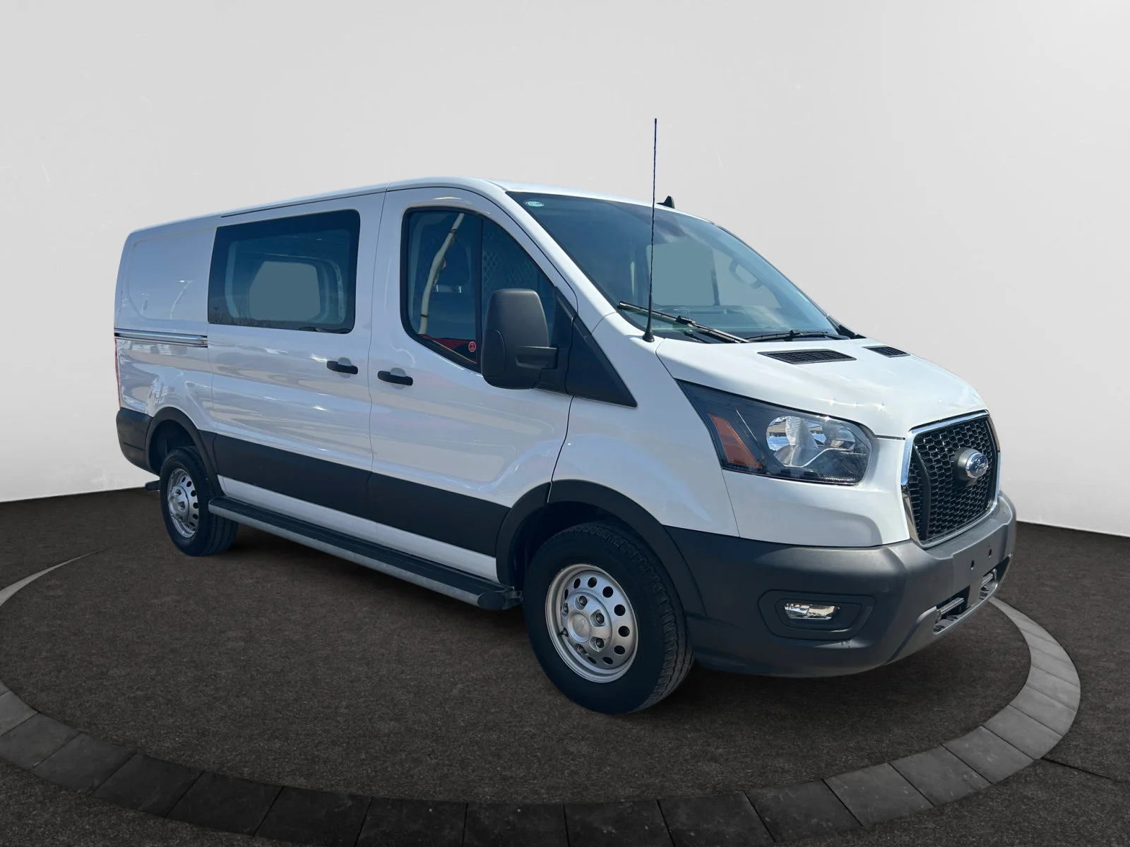 Used 2024 White Ford AWD image 7