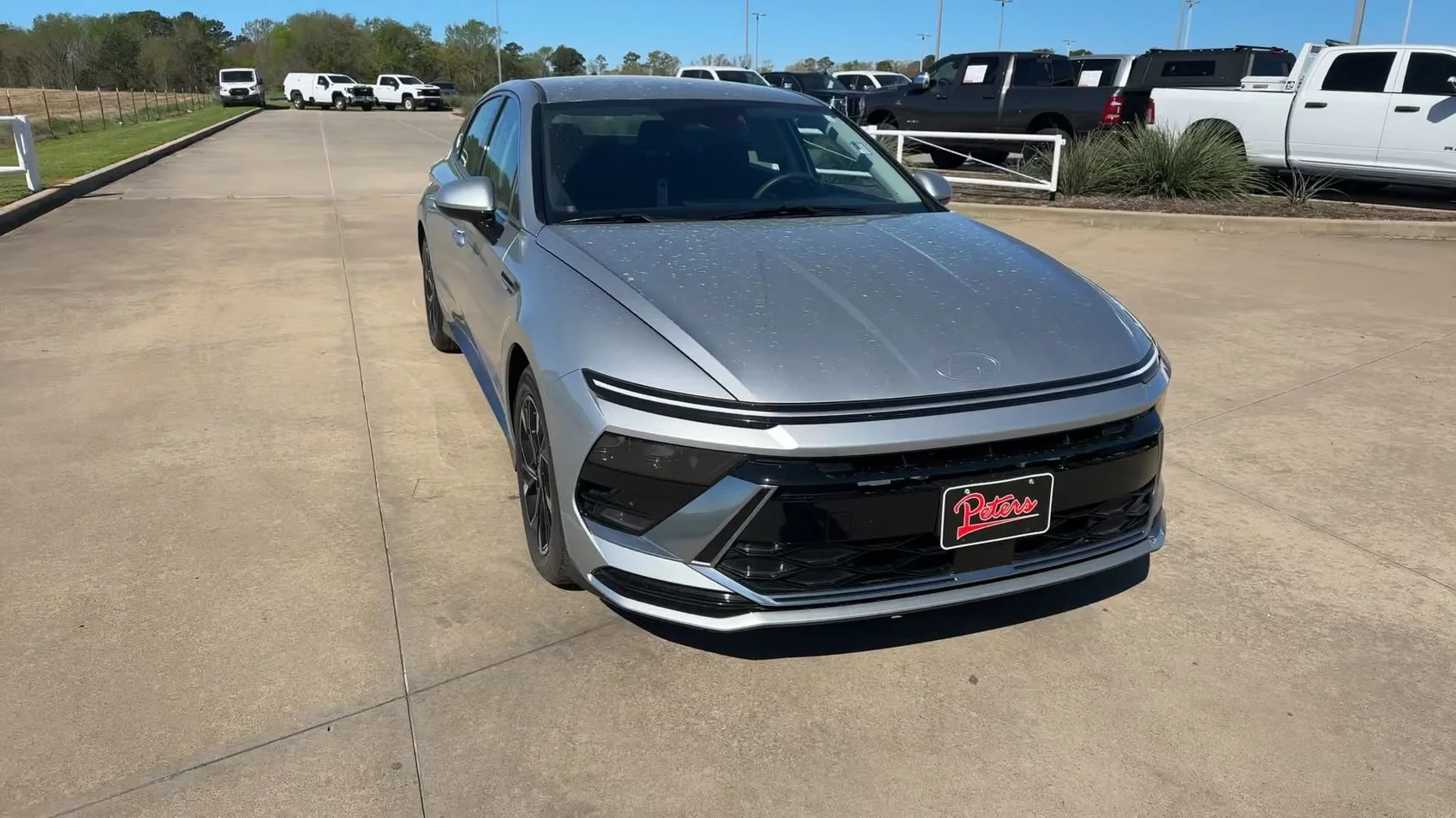 Used 2025 Aero Silver Hyundai SEL image 4