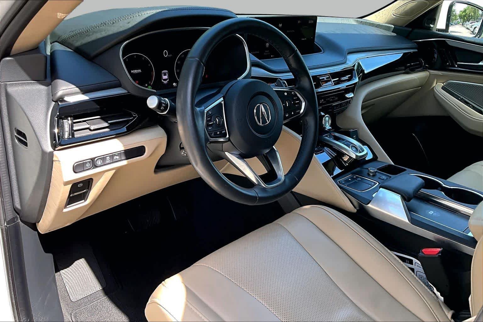Used 2024 Platinum White Pearl Acura w/Technology Package image 18