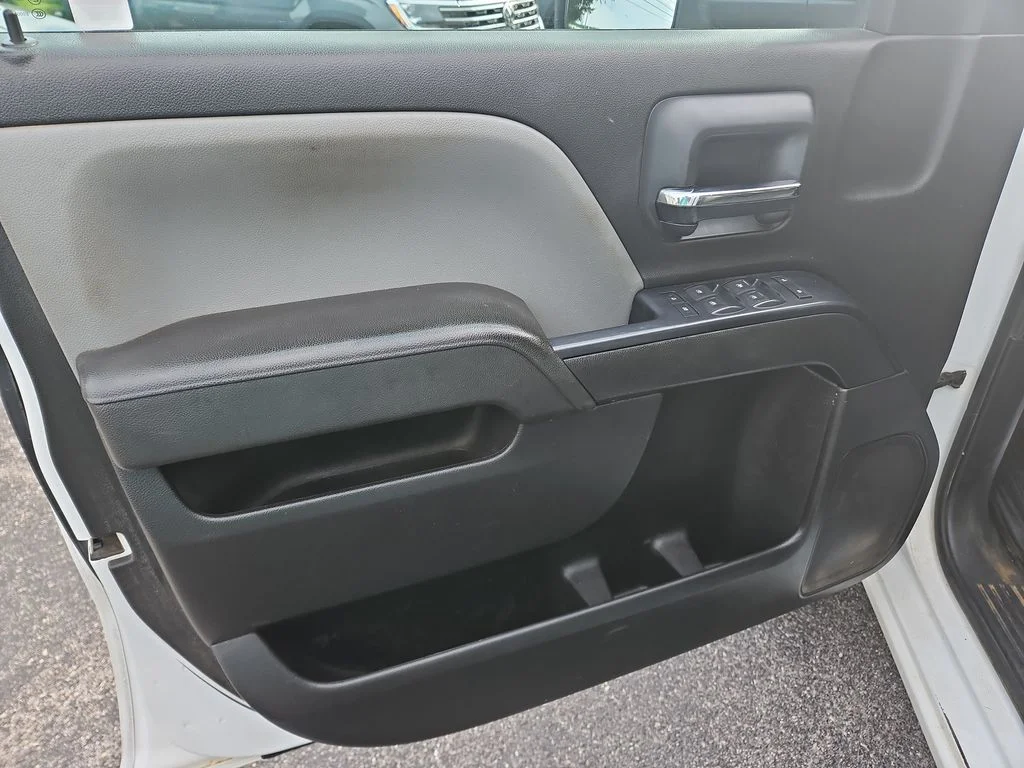 Used 2016 White Chevrolet Work Truck image 13