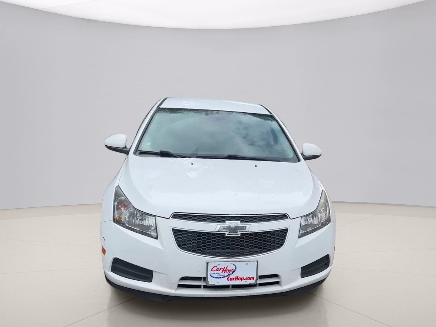 Used 2014 White Chevrolet 2LT image 8