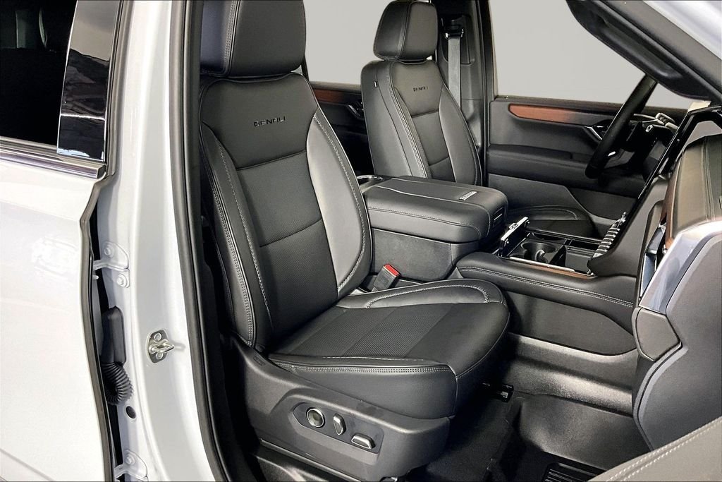 Used 2026 White GMC Denali image 28