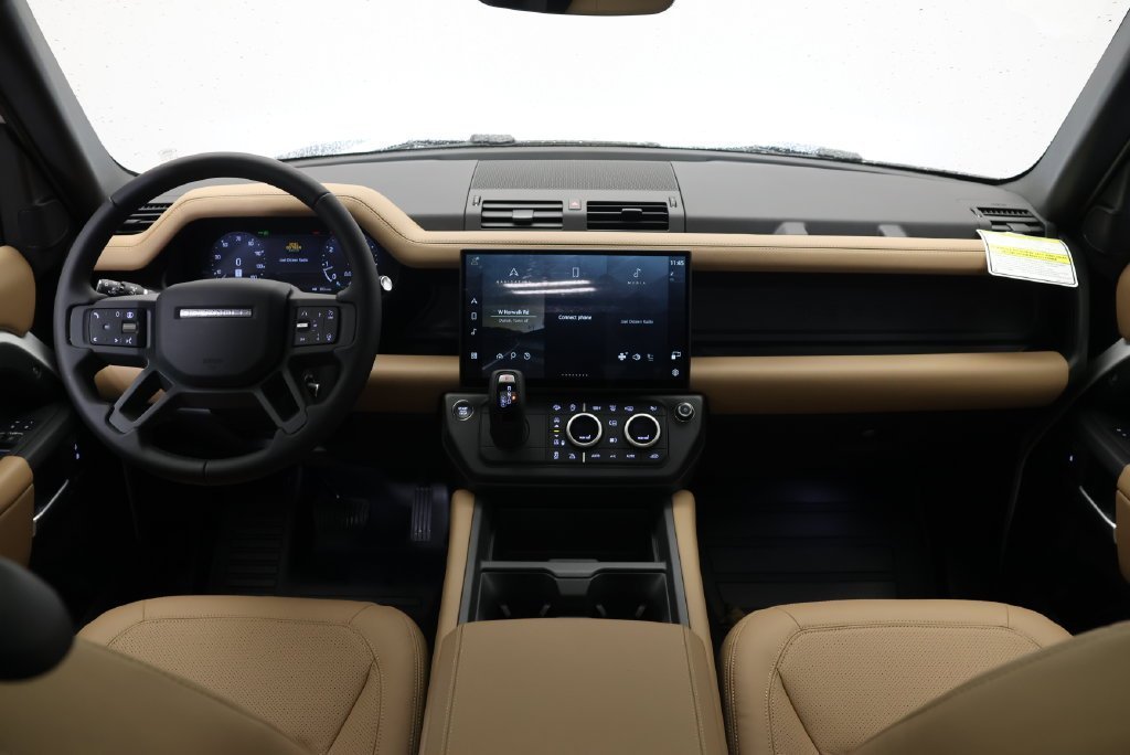 New 2026 Fuji White LAND ROVER S image 16