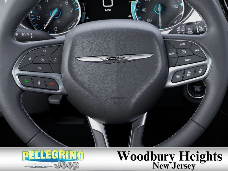 New 2026 Diamond Black Crystal Pearl-Coat Exterior Paint Chrysler Limited image 19