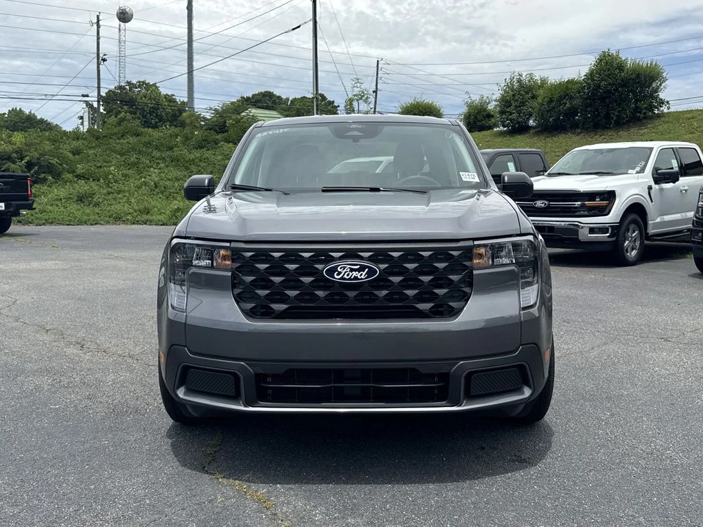 New 2026 Carbonized Gray Metallic Ford XLT image 2