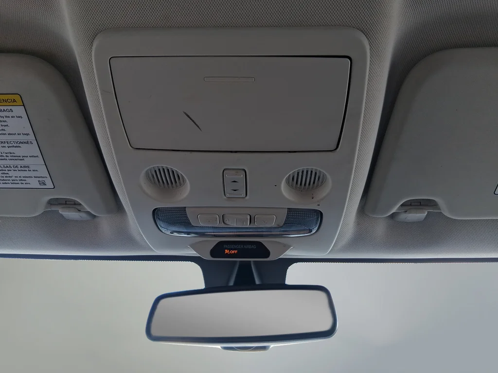 Used 2021 Silver Ford SES image 12