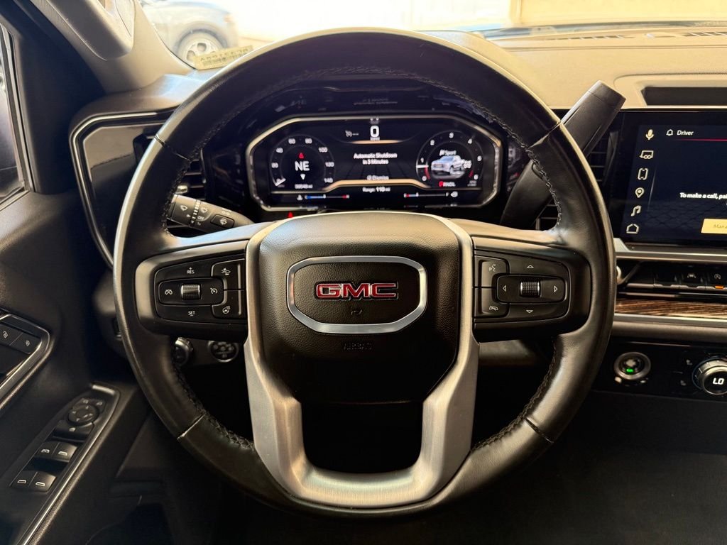 Used 2024 Onyx Black GMC Elevation image 23