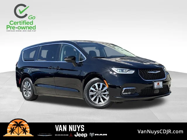 2024 Chrysler Pacifica Hybrid Select