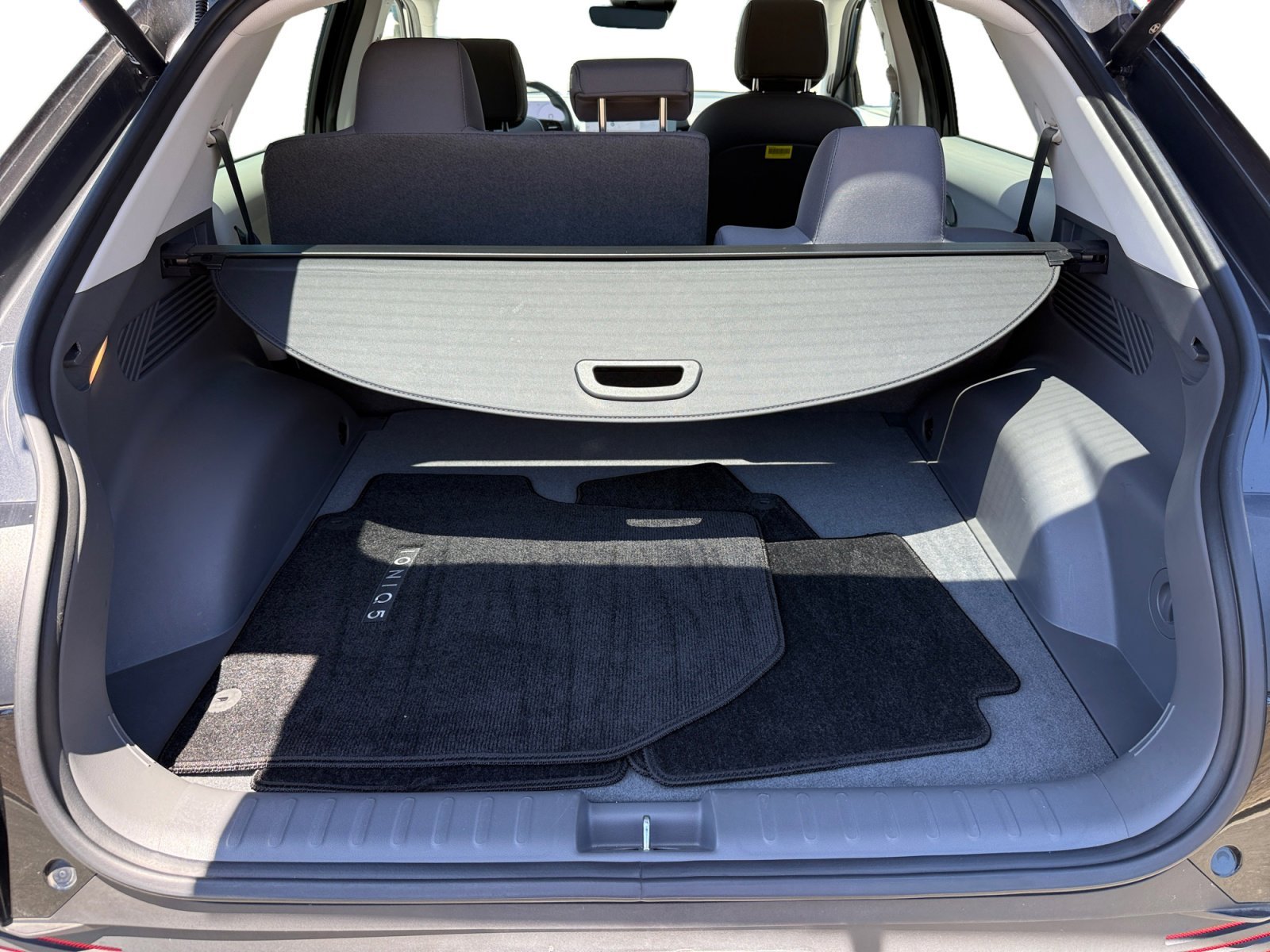 2024 Hyundai IONIQ 5 SEL - Photo 17