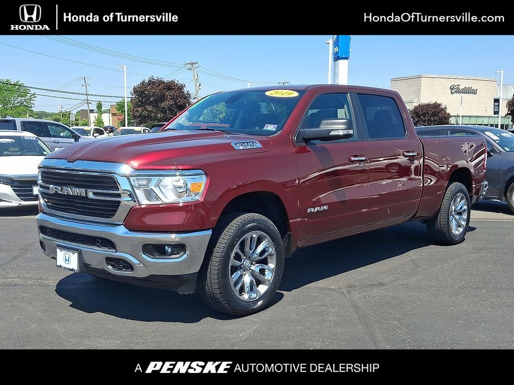 2019 RAM 1500 Big Horn/Lone Star 4x4 Crew Cab 6'4's photo