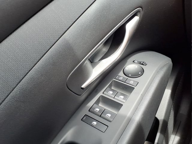 New 2026 White Hyundai SEL Premium image 26