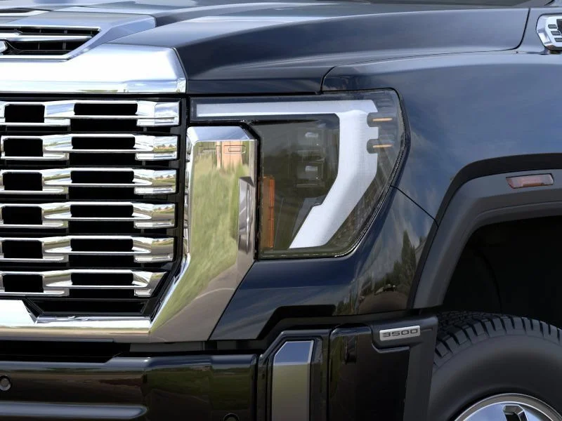 2026 GMC Sierra 3500HD Denali - Photo 10