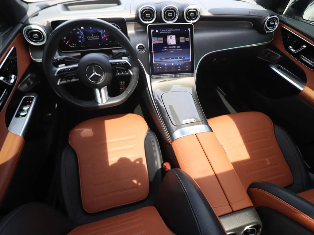 Certified Used 2023 White Mercedes-Benz GLC 300 image 9