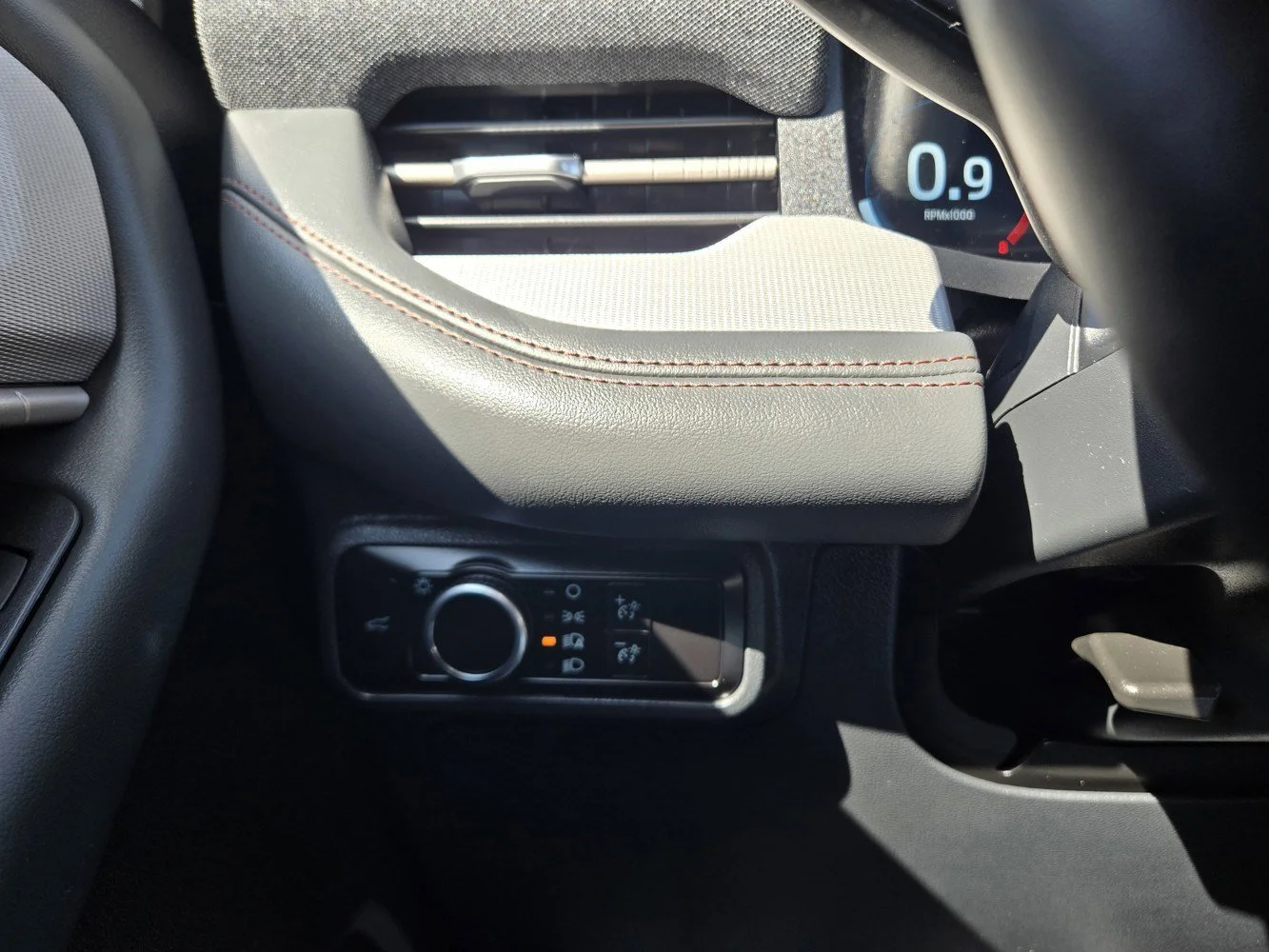 Used 2025 Blue Ford Active image 24