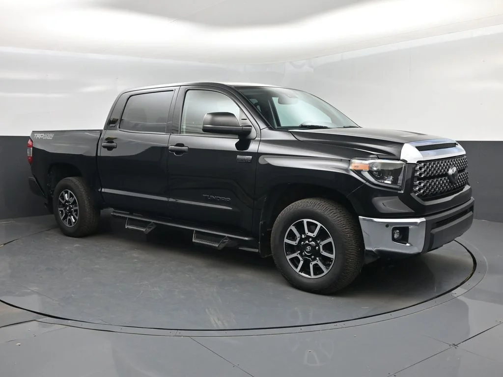 2021 Toyota Tundra SR5 5.7L 4WD Crew Max Short Bed's photo