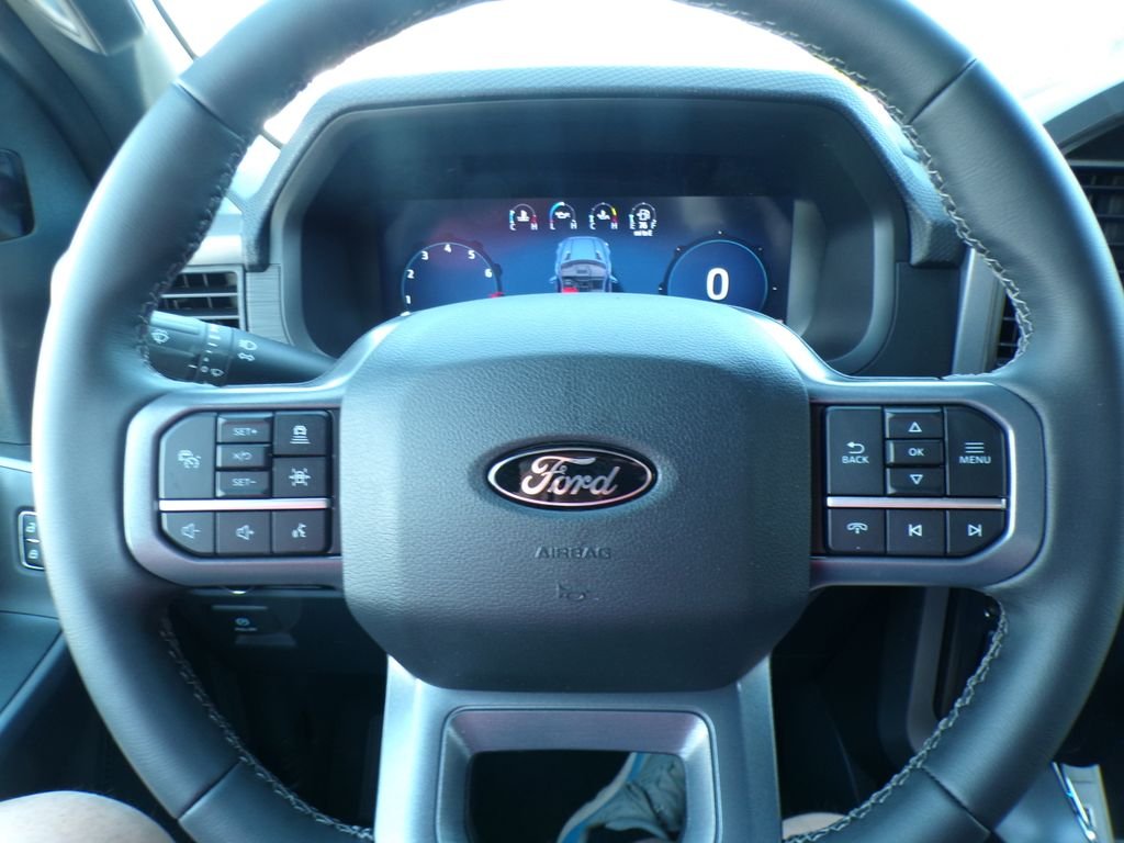 New 2026 Agate Black Metallic Ford XLT image 18