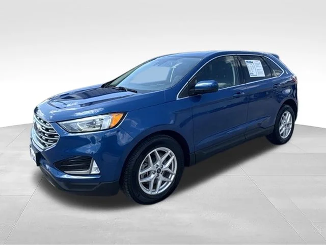 Used 2021 Blue Ford SEL image 3