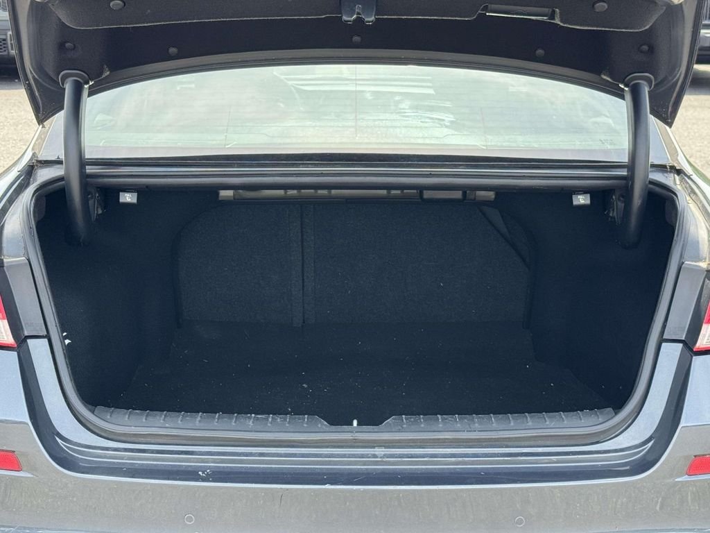 Used 2020 Gray Kia LX image 28