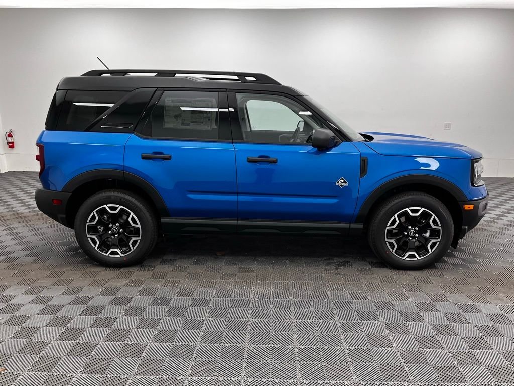 New 2026 Blue Ford Outer Banks image 7