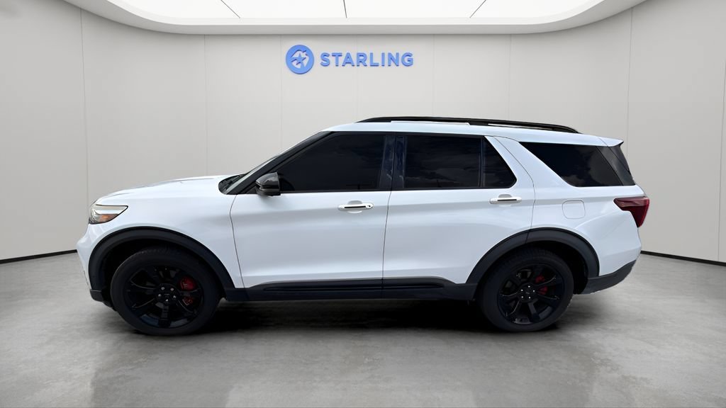Used 2020 White Ford ST image 2