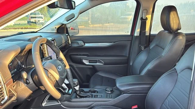 Used 2025 Red Ford Lariat image 22