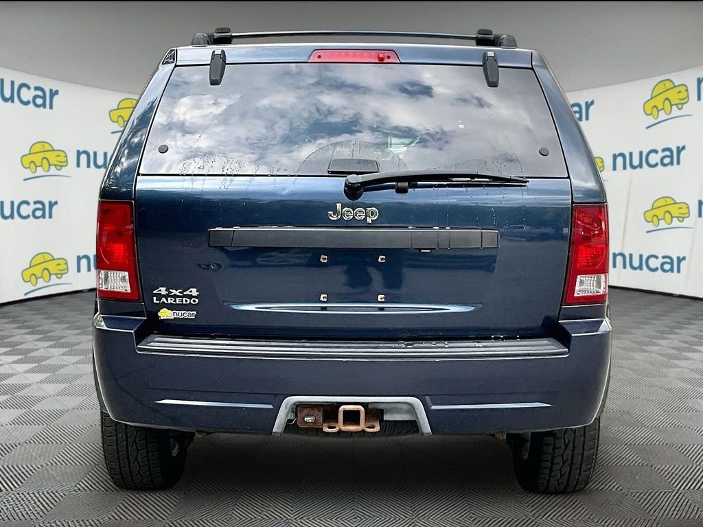 Used 2009 Modern Blue Pearlcoat Jeep Laredo image 5