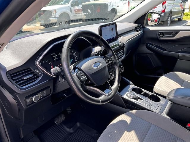 Used 2022 Blue Ford SE image 14